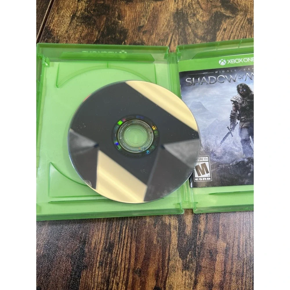 LORD OF THE RINGS MIDDLE EARTH SHADOWS OF MORDOR XBOX ONE GAME